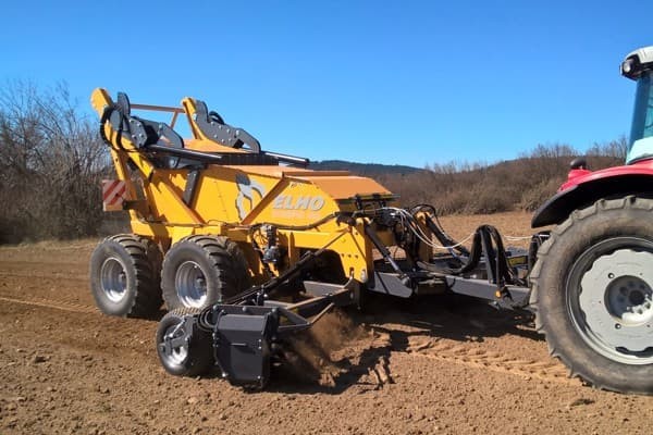 Ramasse roche agricole Québec